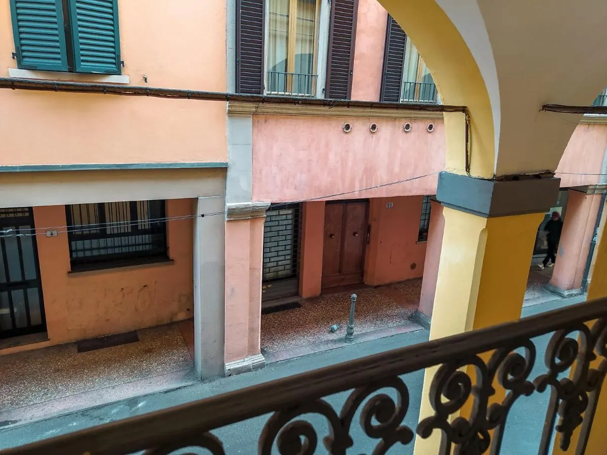 Hostel Il Nosadillo - Bologna 0*,